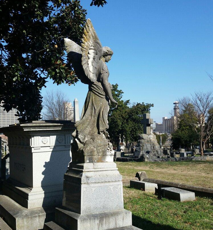 Mount Holly Cemetery-小石城必去景点