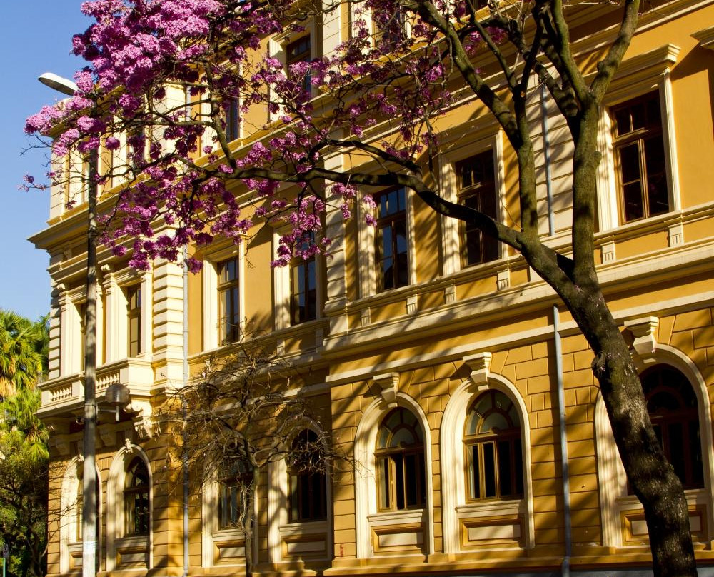 米纳斯吉拉斯谷纪念碑-贝洛哈里桑塔必去景点