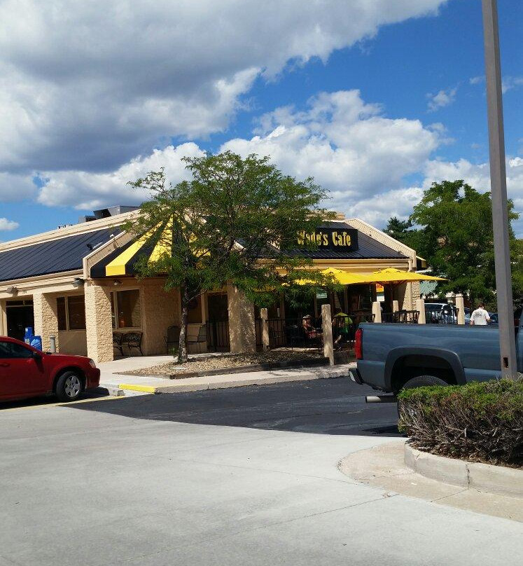 Wade's Cafe