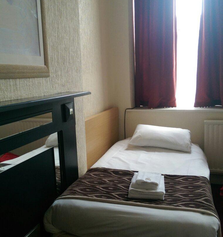 塔德罗斯酒店主图