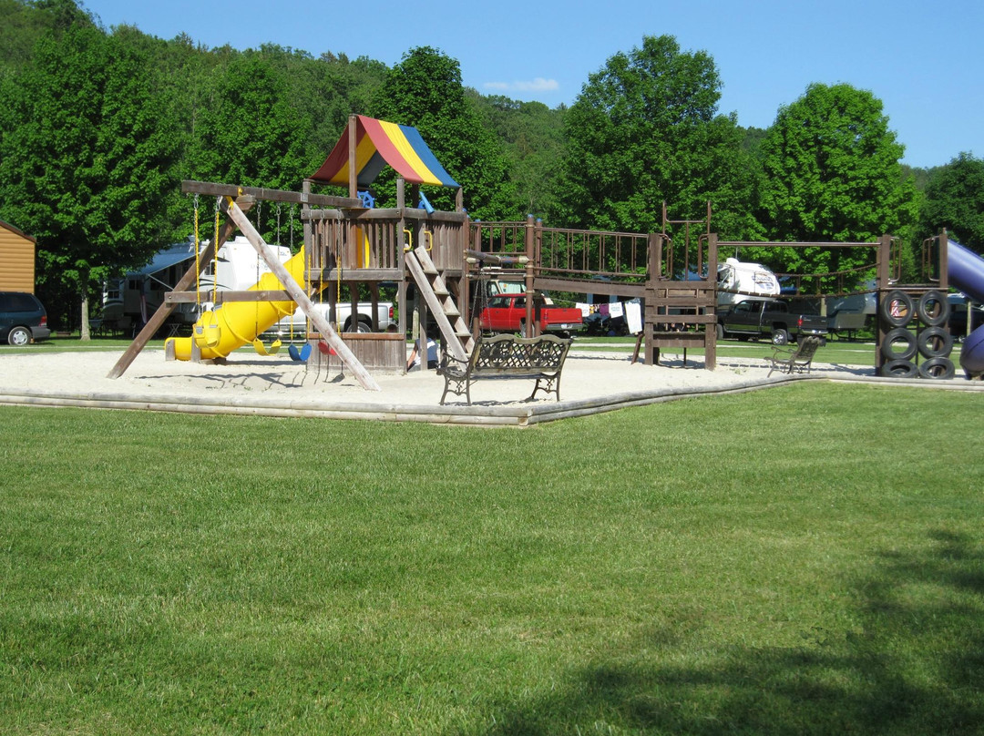 Hidden Bluffs Resort