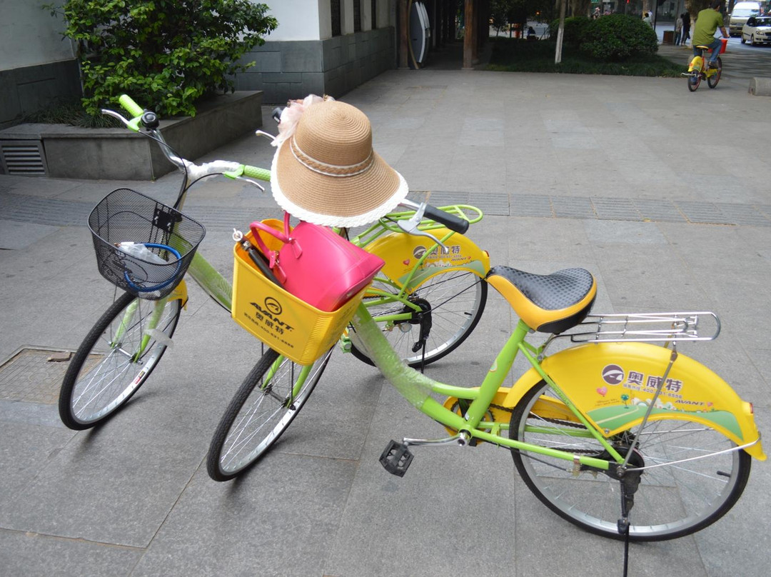 公共自行车租赁-杭州市必去景点