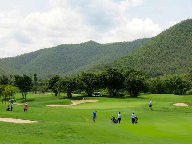 Alpine Golf Course-曼提必去景点