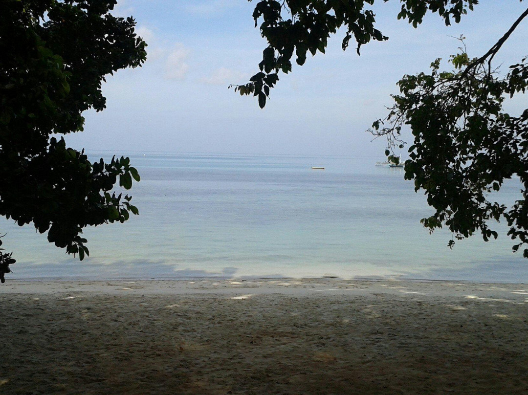 Bukit Berahu Beach-Tanjung Pandan必去景点