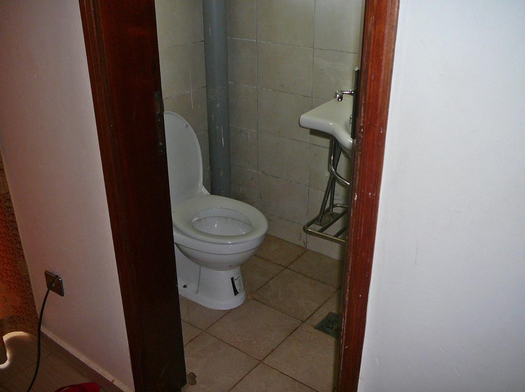 Acholi Inn Hotel主图