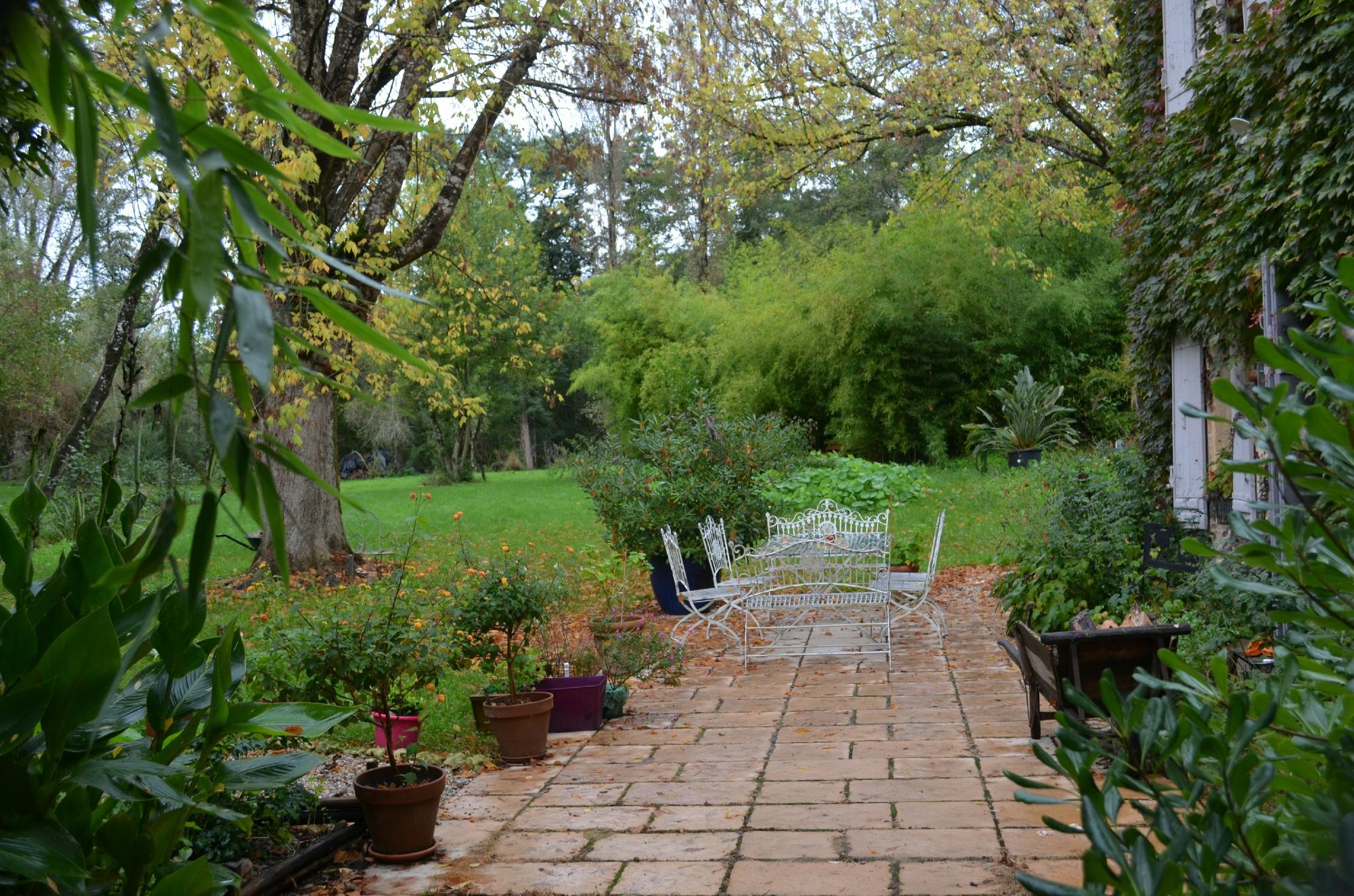 Le Moulin De Moulis-客卧