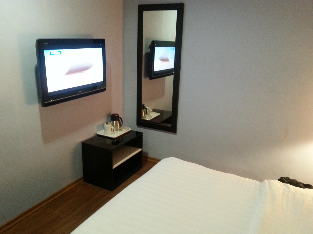 BlueBell Hotel主图