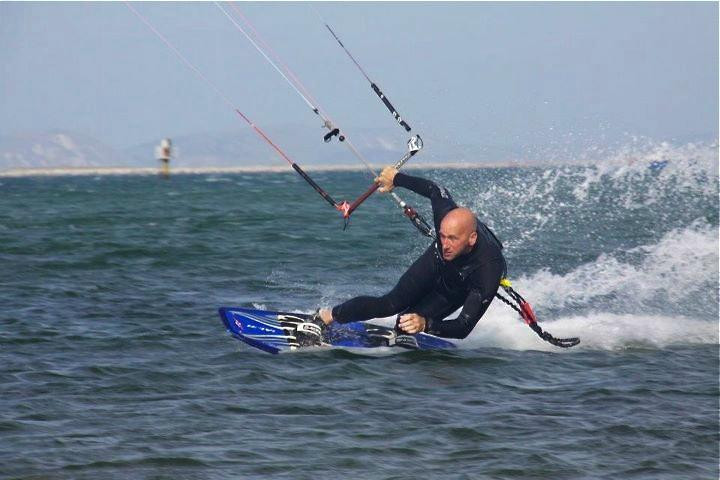 Southend Kitesurfing景点图片