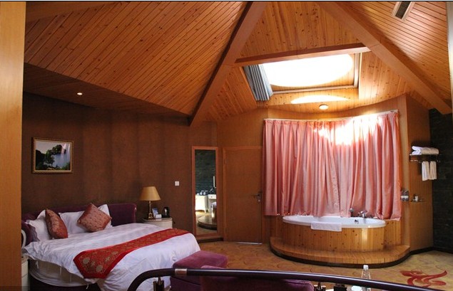 泸沽湖假日酒店-官方