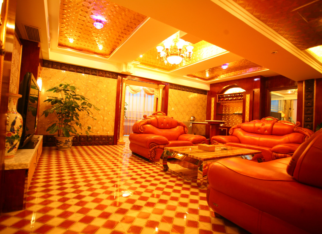 雄州大酒店主图