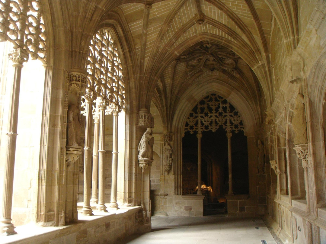 Monasterio de Santa Maria La Real-纳赫拉必去景点