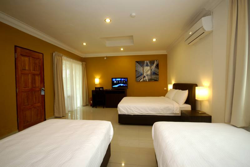 B&J Diving Centre-刁曼岛必去景点