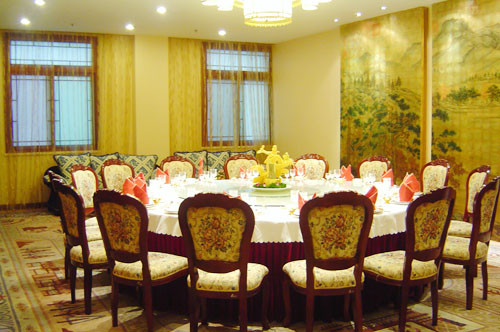 樱花大酒店主图