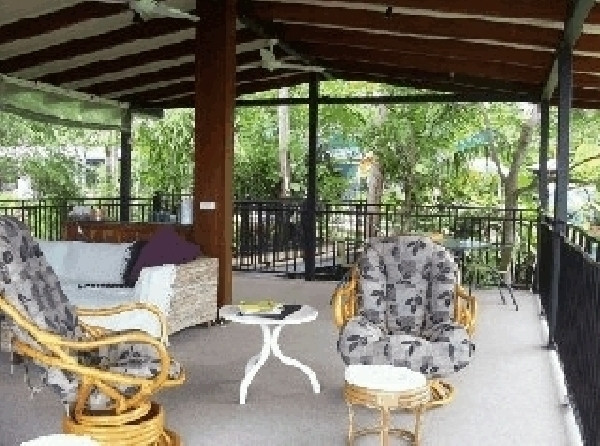 Oak Beach酒店住宿-Coral Sea Retreat Bed and Breakfast