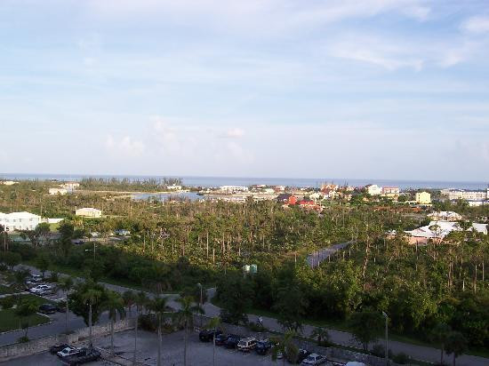 Lucayan Towers South