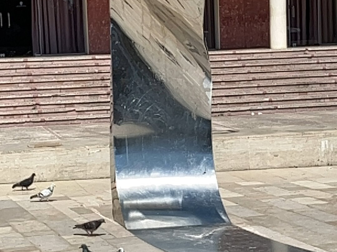 Town Square - Sheshi Liria - Plac-杜勒斯必去景点