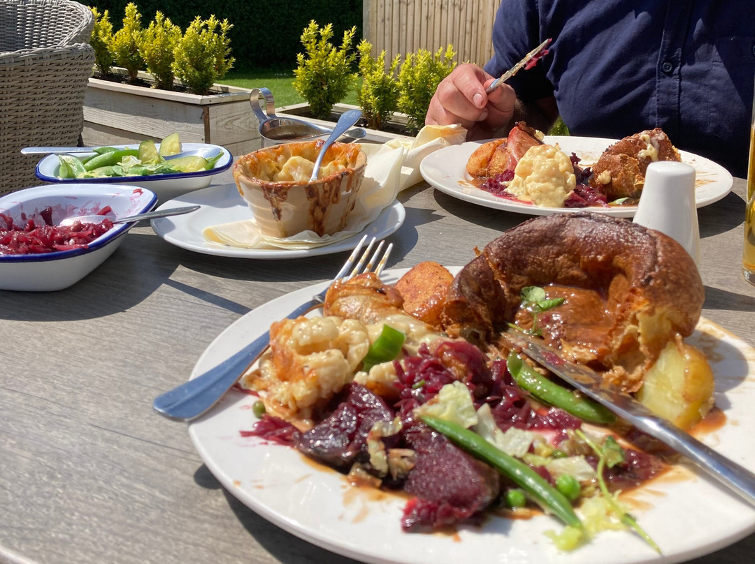 The Greyhound Inn & Hotel主图