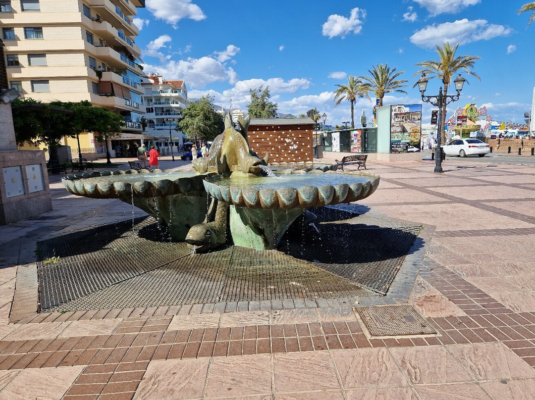 Fuente De Los Peces-福恩吉罗拉必去景点