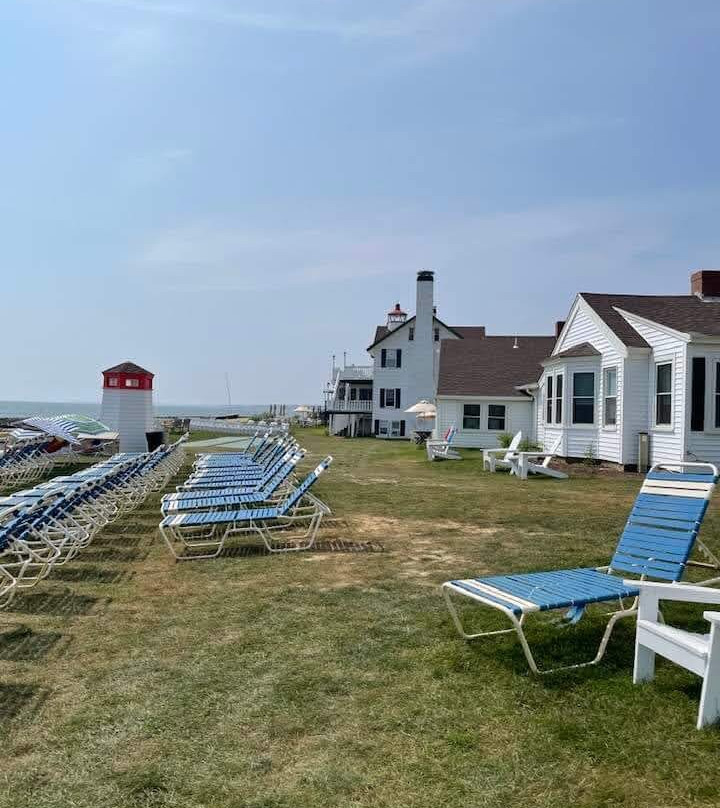 Lighthouse Inn主图