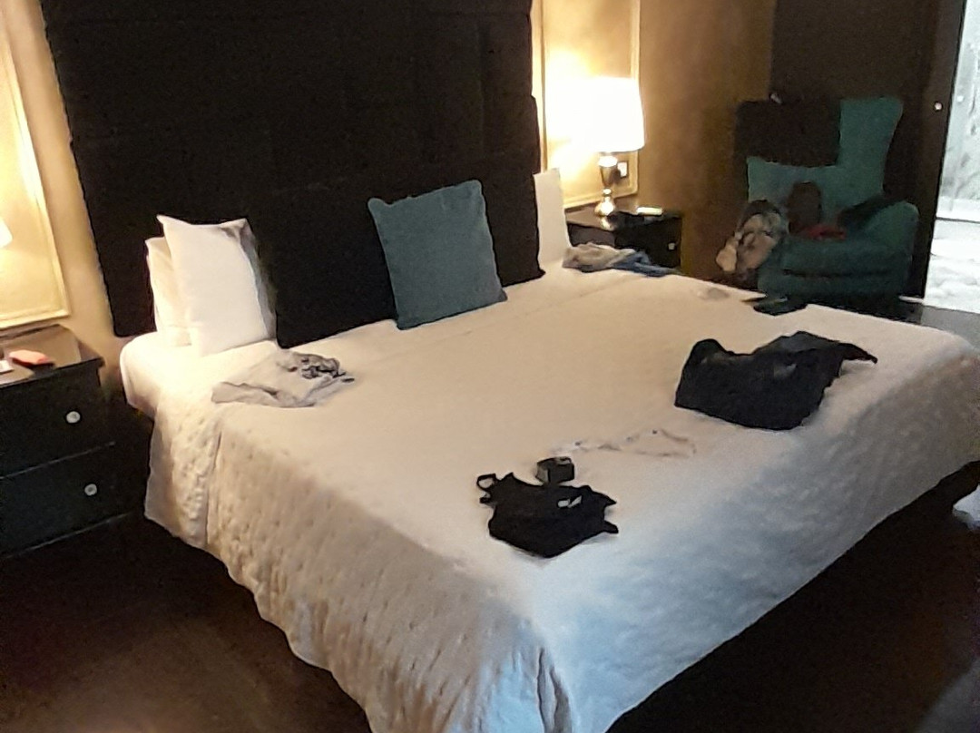 Julina Boutique Living主图