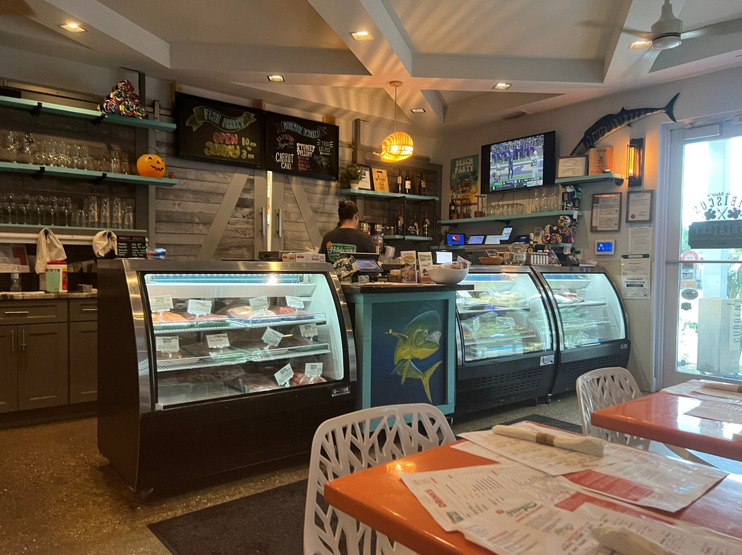 Little Moir's Hibiscus Streatery