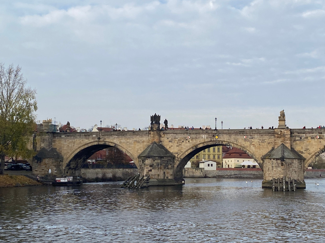 Vltava Cruise Boat-布拉格必去景点