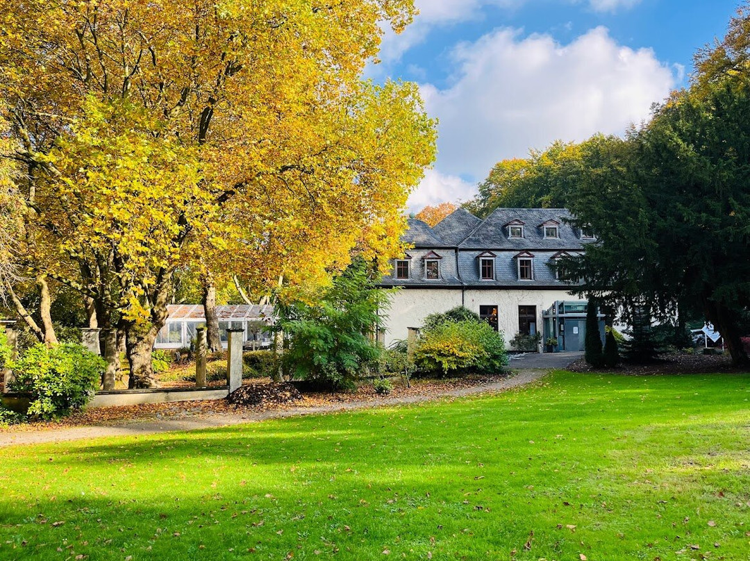 豪斯翰赫斯汀酒店主图