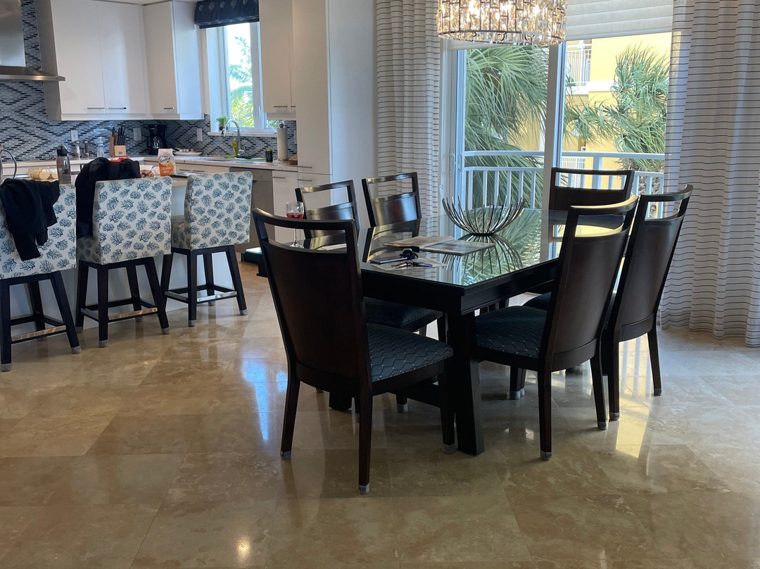 格雷斯湾威尼斯酒店主图