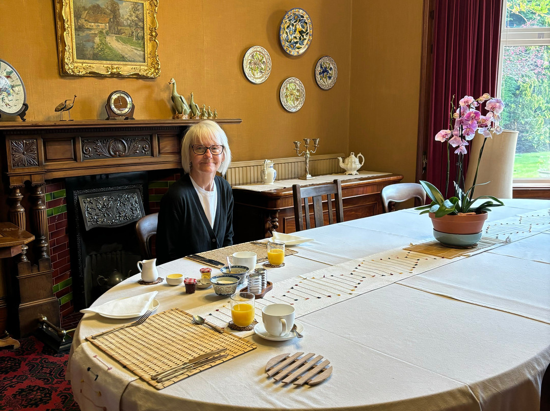 塔利艾尔酒店主图