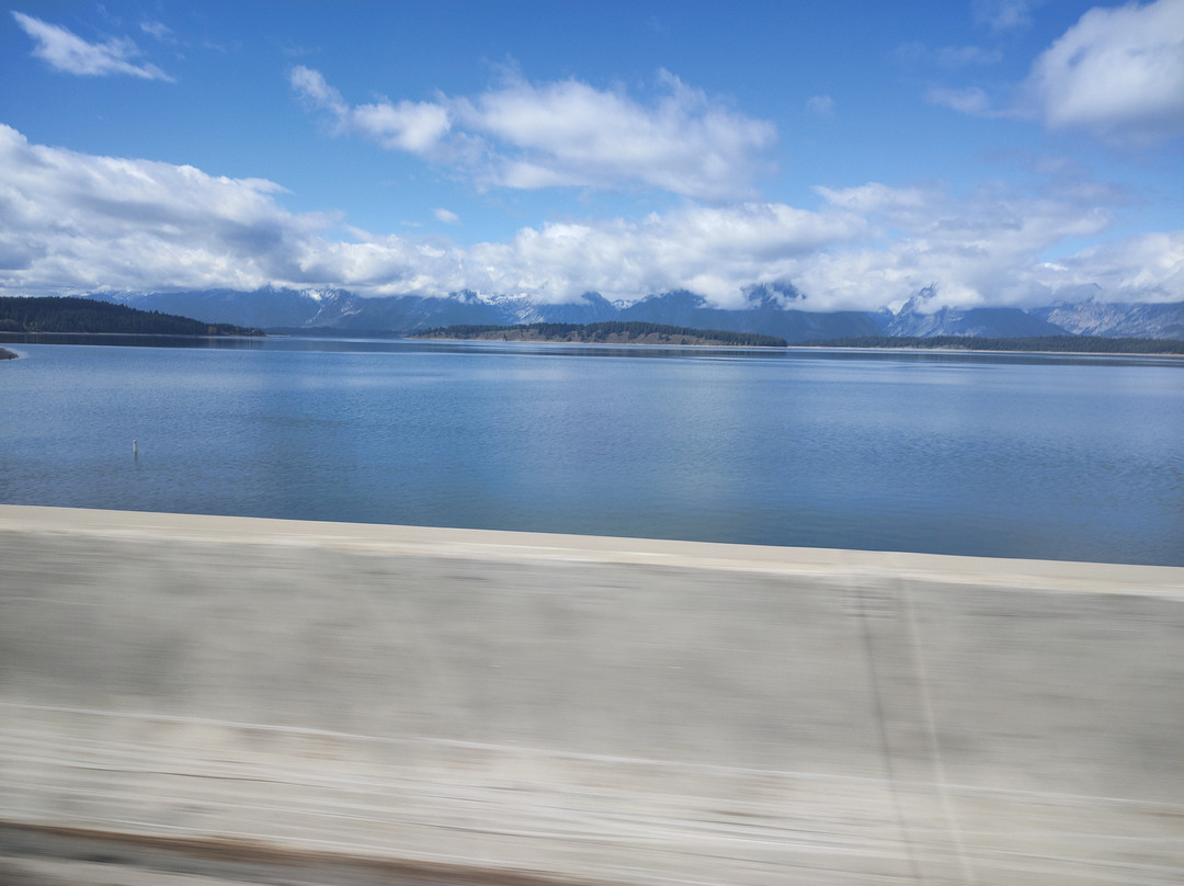 Snake River Bridge景点图片