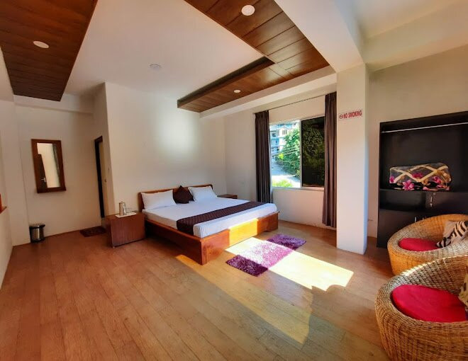 Keatel Crans Retreat