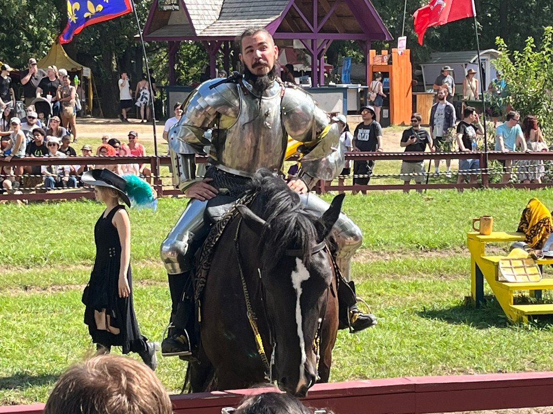 Michigan Renaissance Festival-Holly必去景点