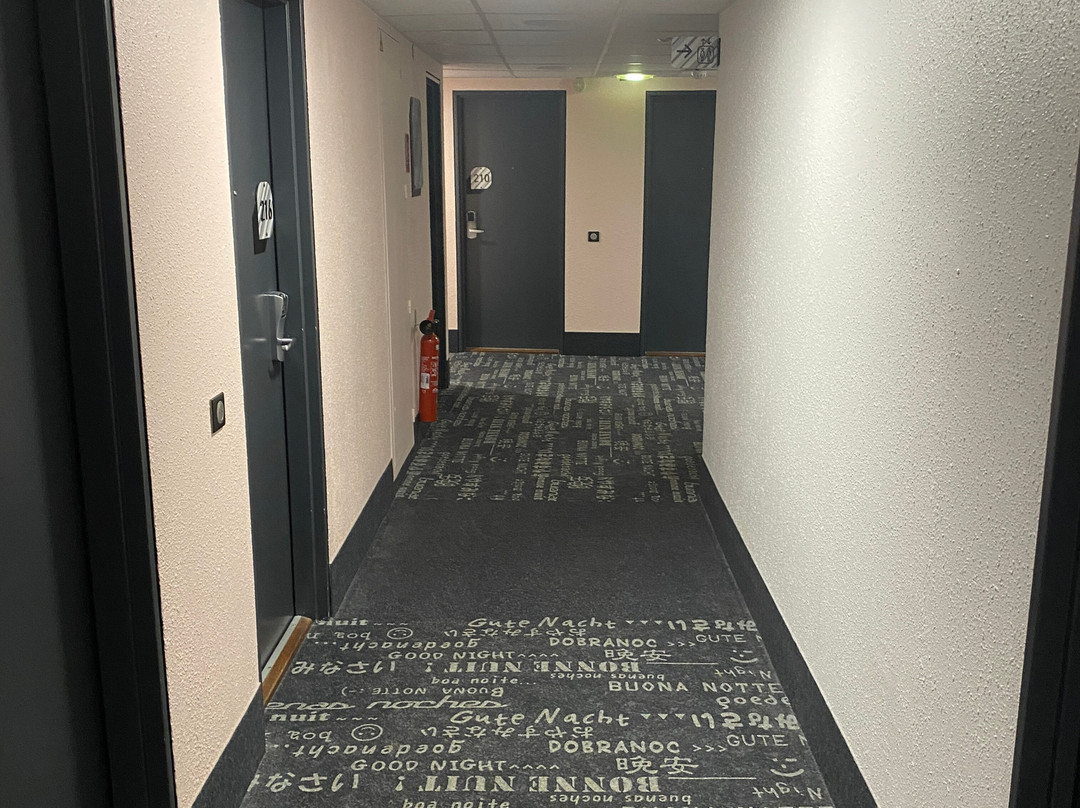 B&B HOTEL Arras Centre Les Places主图