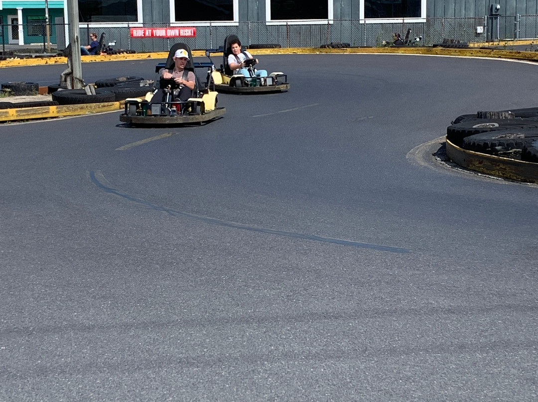 Go Karts and Krazy Kars景点图片