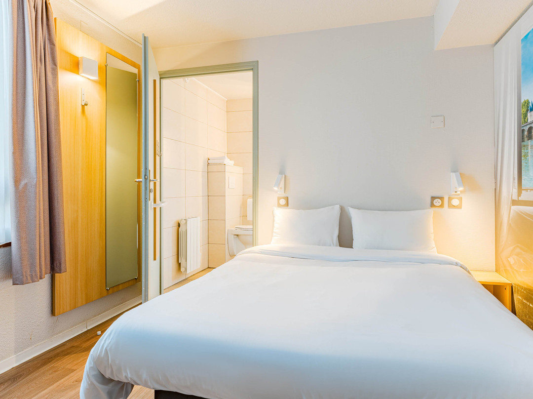 B&B HOTEL Châtellerault主图