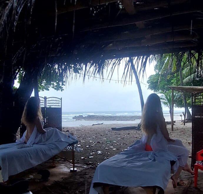 Surfer's Massage Sirene Silvia Ortiz景点图片