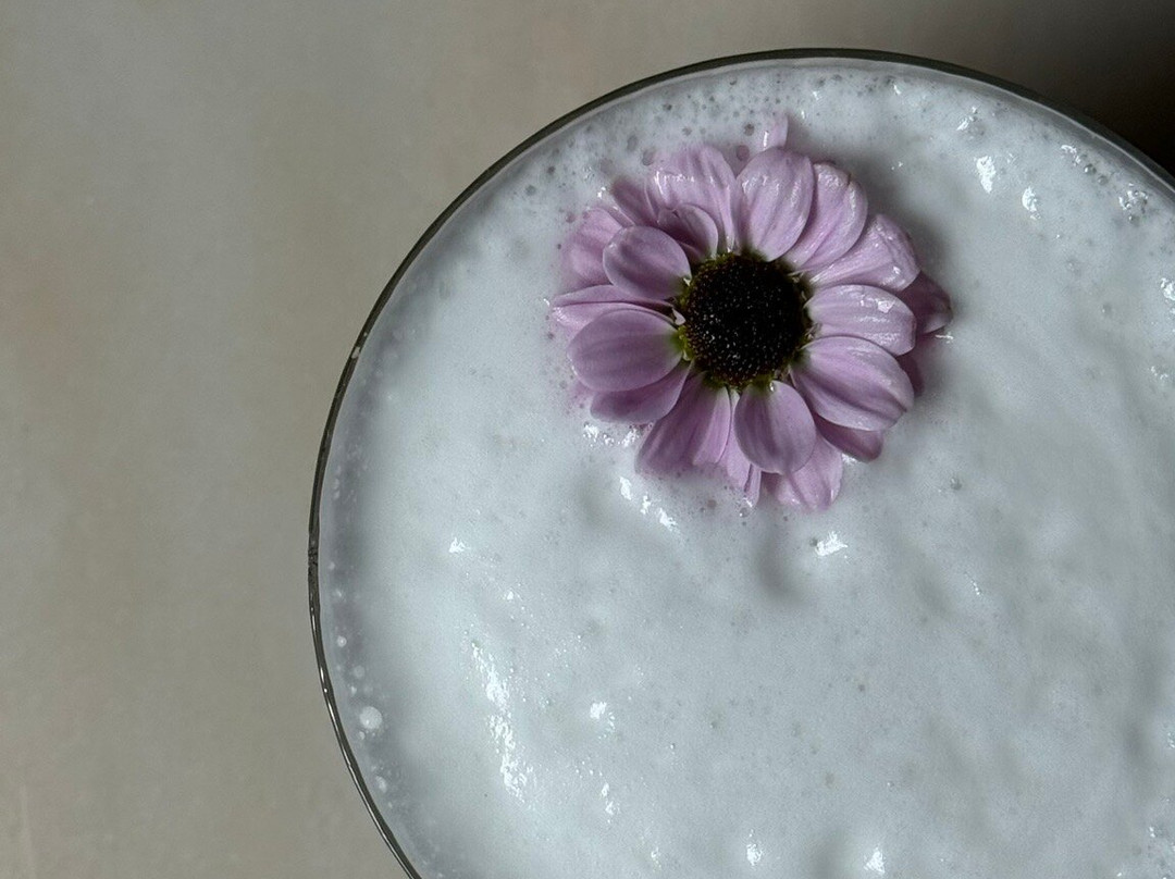 Buns & Bottles Cocktail Bar-华沙必去景点