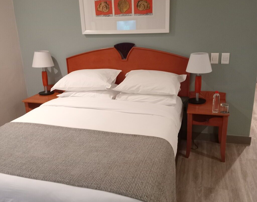 伊丽莎白港万怡酒店主图