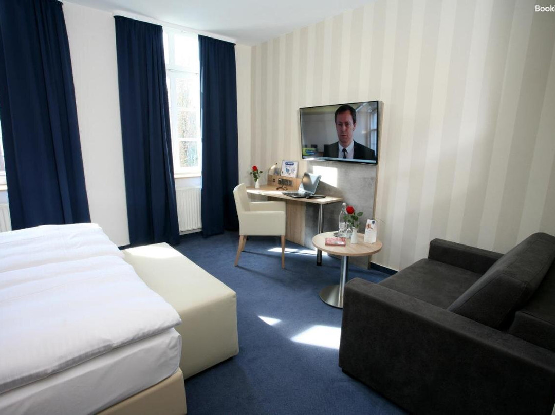 Nigel Restaurant & Hotel主图