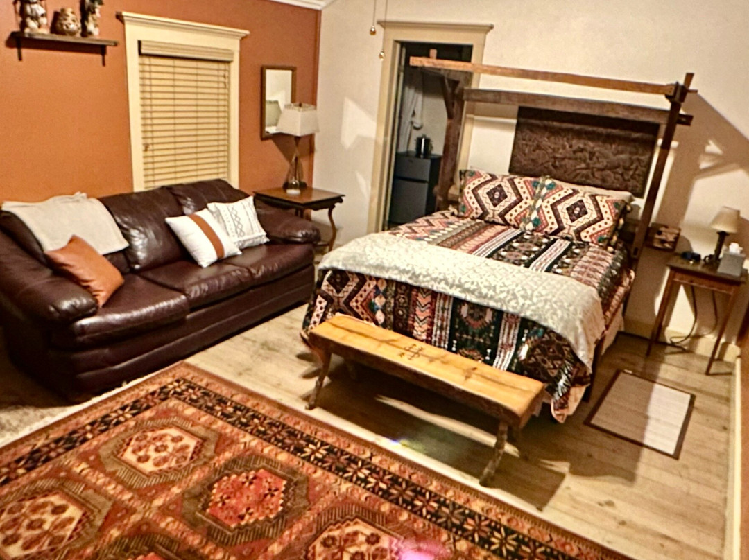 Inn On The Creek主图