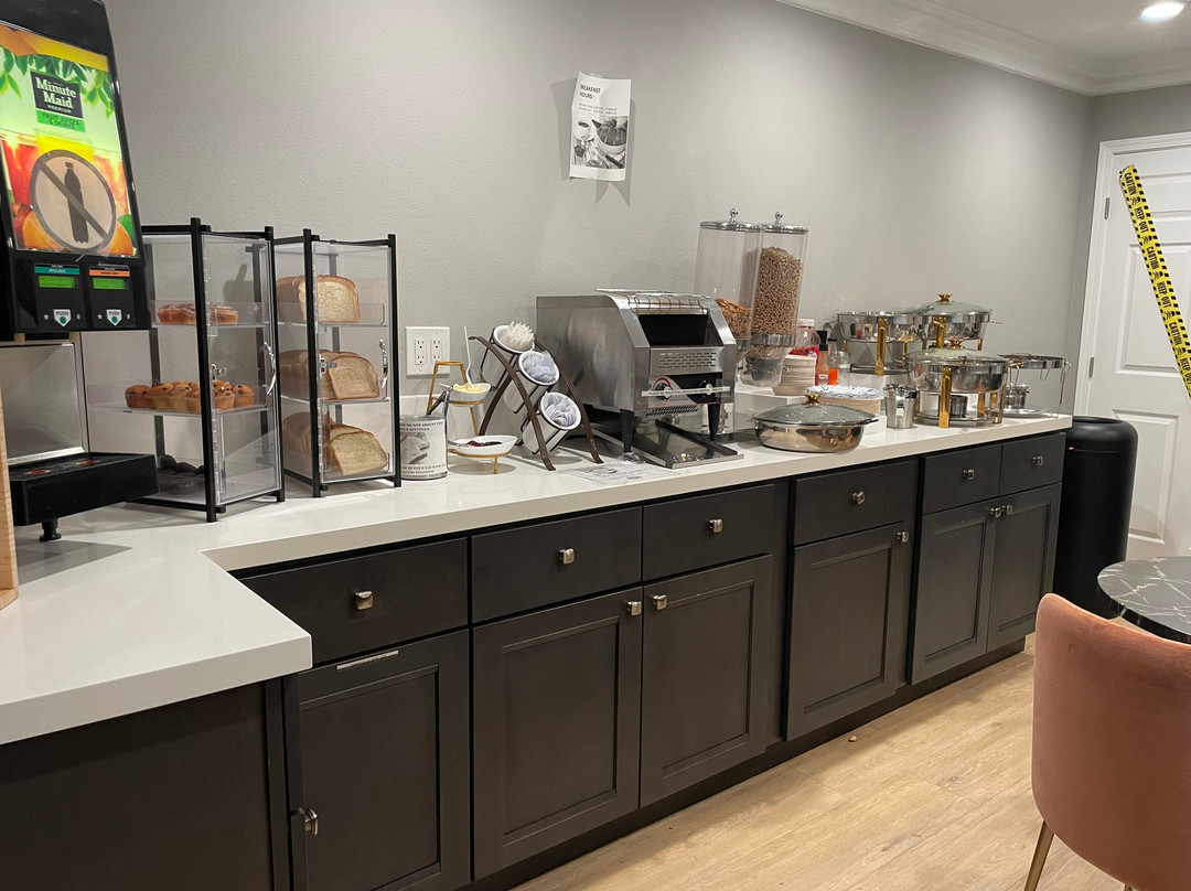 Inn at Highway 1主图