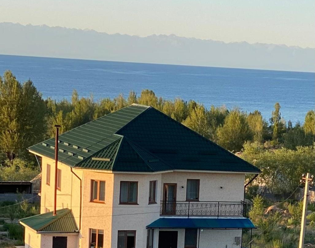 Maksat Guest House