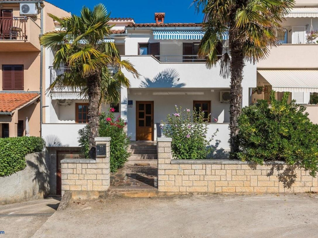 Cosy Apartment Near the Beach With a Sea View
