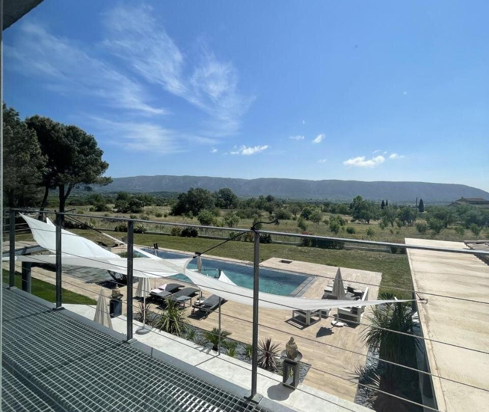 Les Pins Du Luberon