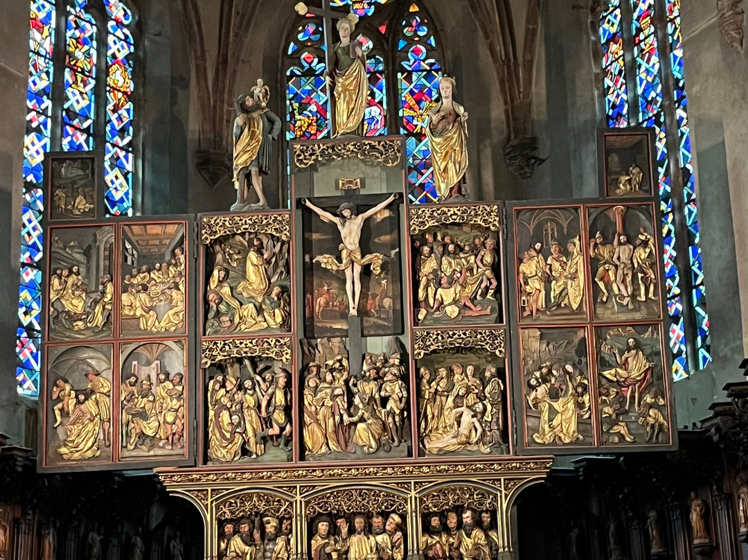 Eglise Sainte-Croix景点图片
