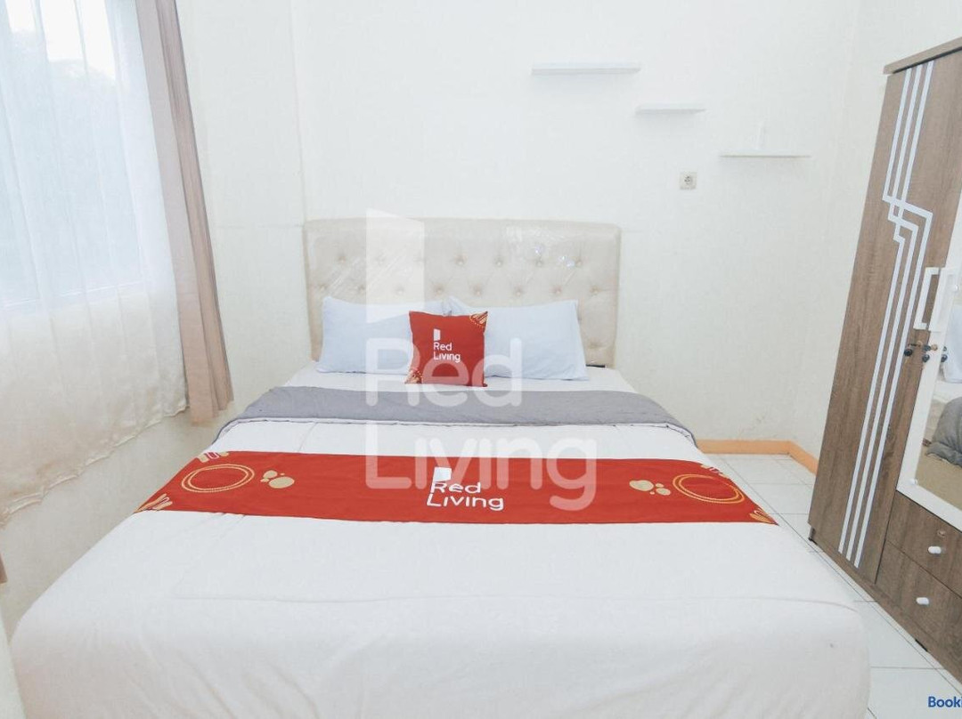 RedLiving Apartemen Emerald Hill - SR Rooms Tower Green