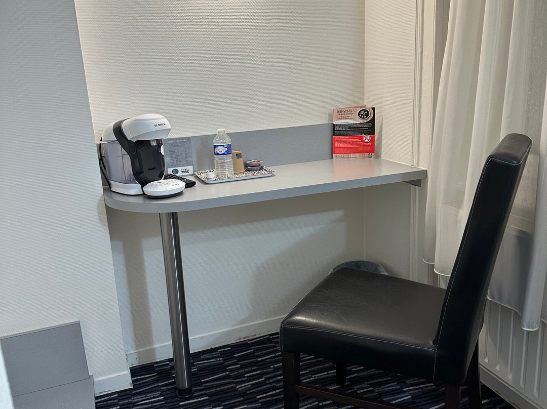 Hotel Du Louvre Cherbourg主图