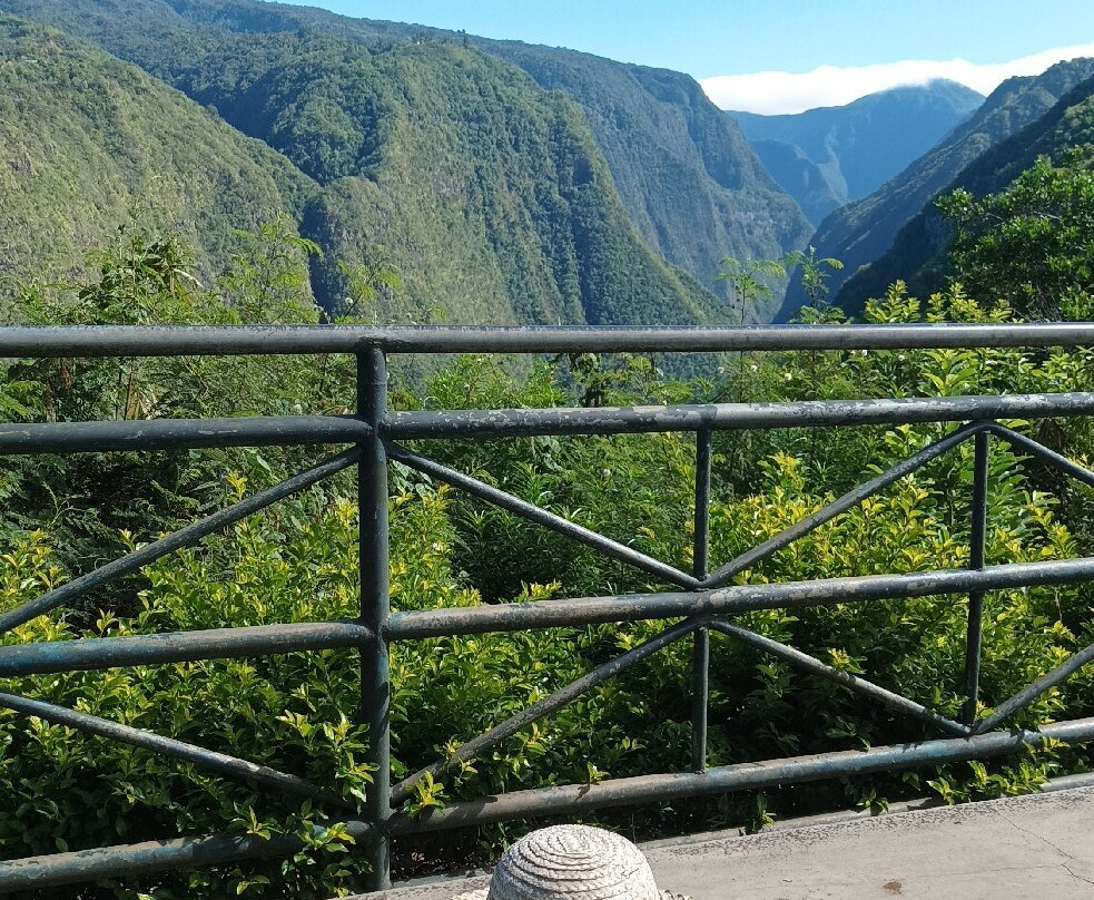 Eglise De Bras De Pontho-Le Tampon必去景点