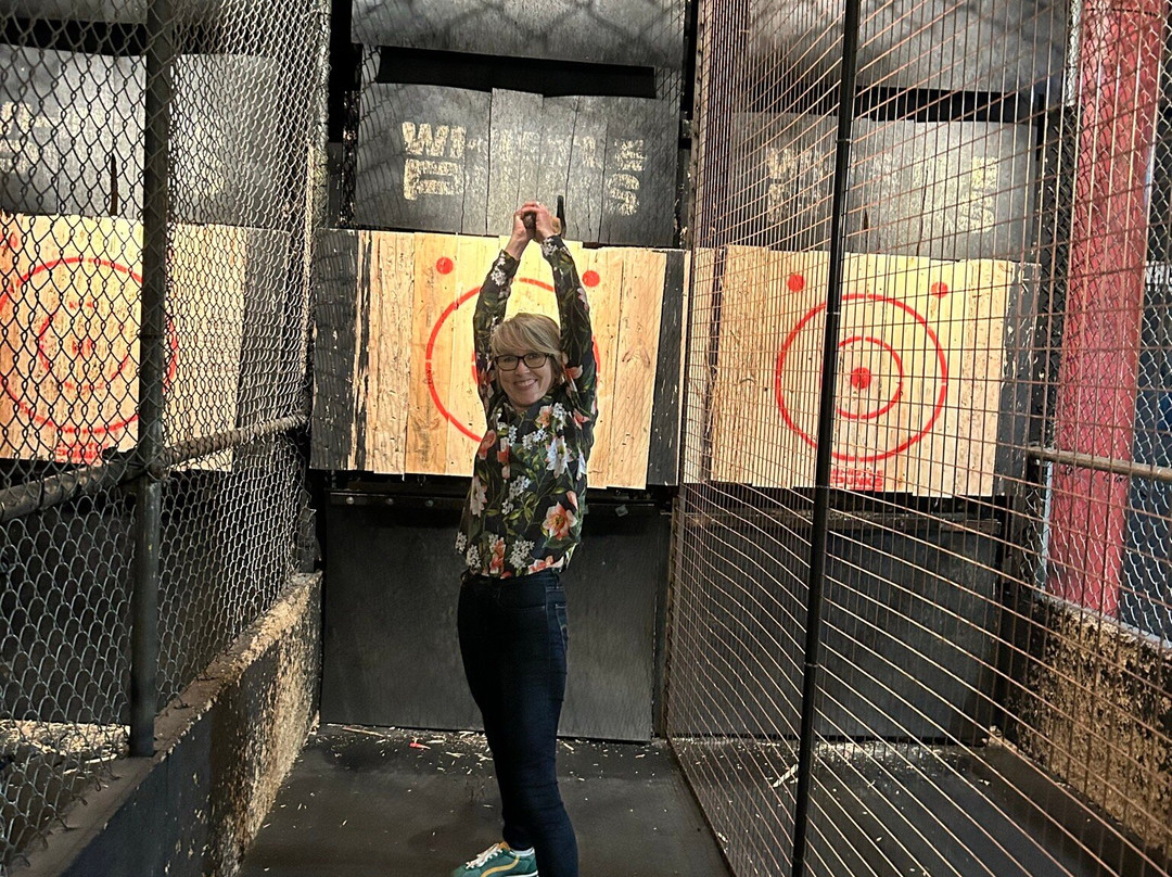 Whistle Punks Urban Axe Throwing-曼彻斯特必去景点