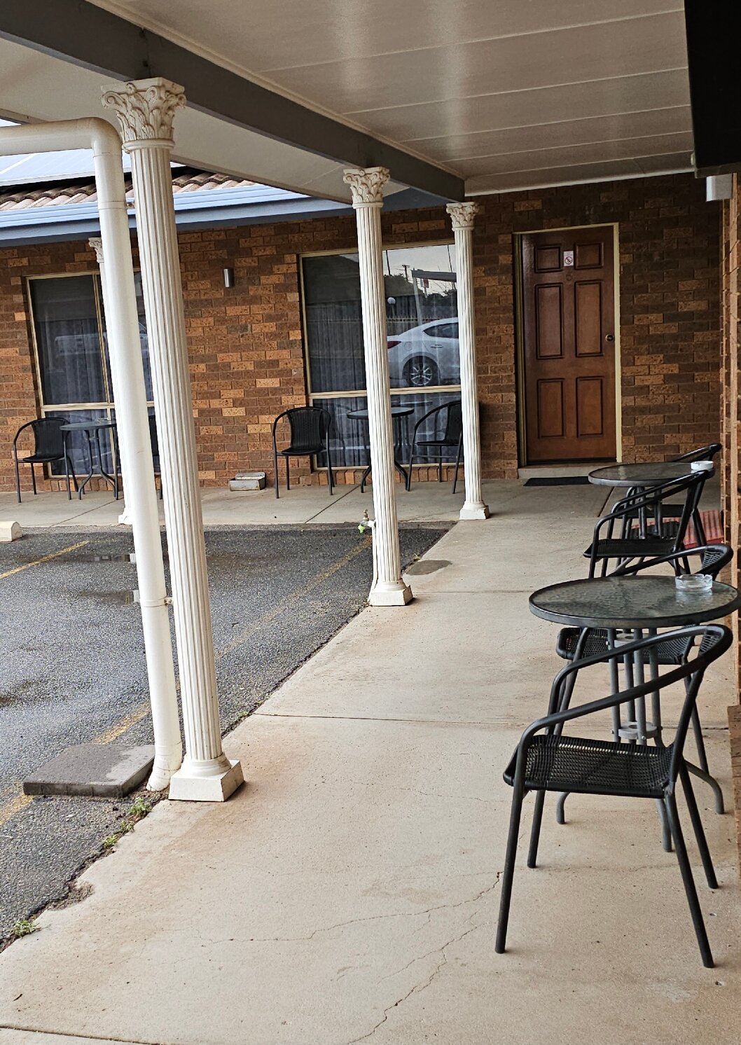 Highway Inn Motel-官方
